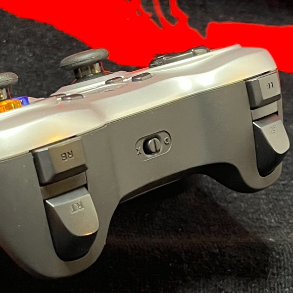 Logitech F710 Wireless Gamepad With Dongle. Tested. Very Good Condition. - Picture 4 of 8